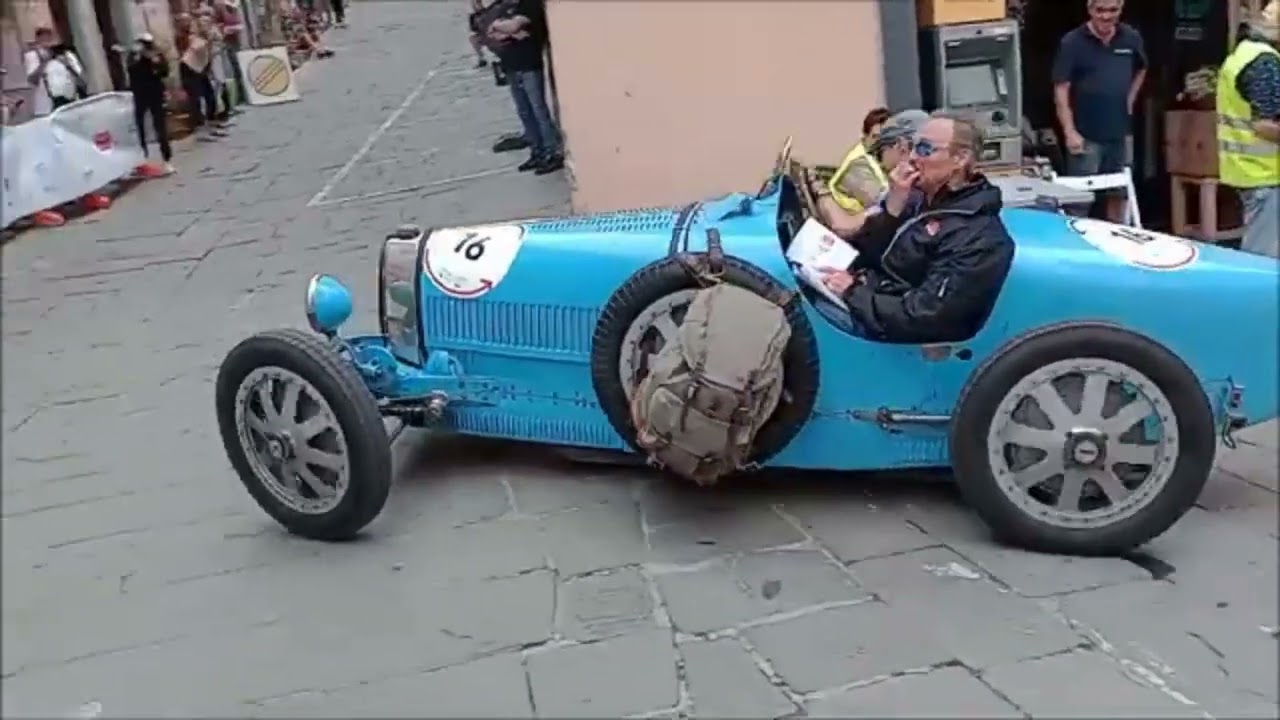 Grand Prix DOMINATION: 1926 Bugatti T35 Supercharged Engine Roar (Race Car Short)