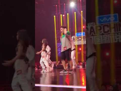 《中国新说唱》【选手直拍】Max马俊《24小时》.mp4