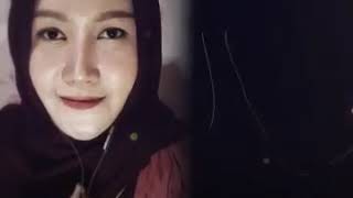 Download Lagu Wanitnnya seindah pelangi lakinya koyo awan hitam simak makasih Download Lagu Wanitnnya seindah pelangi lakinya koyo awan hitam simak makasih