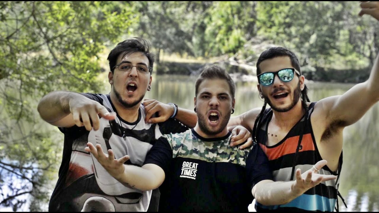 AContratiempo y Lars - Buscando mi vida [VIDEOCLIP]