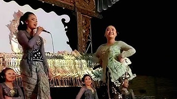 Eka uget uget Goyang pitik pitikan bersama Dita