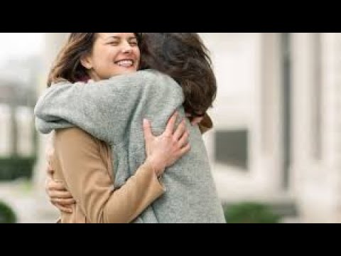 حاجة الجميع الكبيرة للضم والحضن 