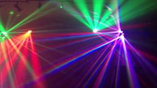 2 "Showtec Cyclone 4" und 2 einfache Matrix-Effekte