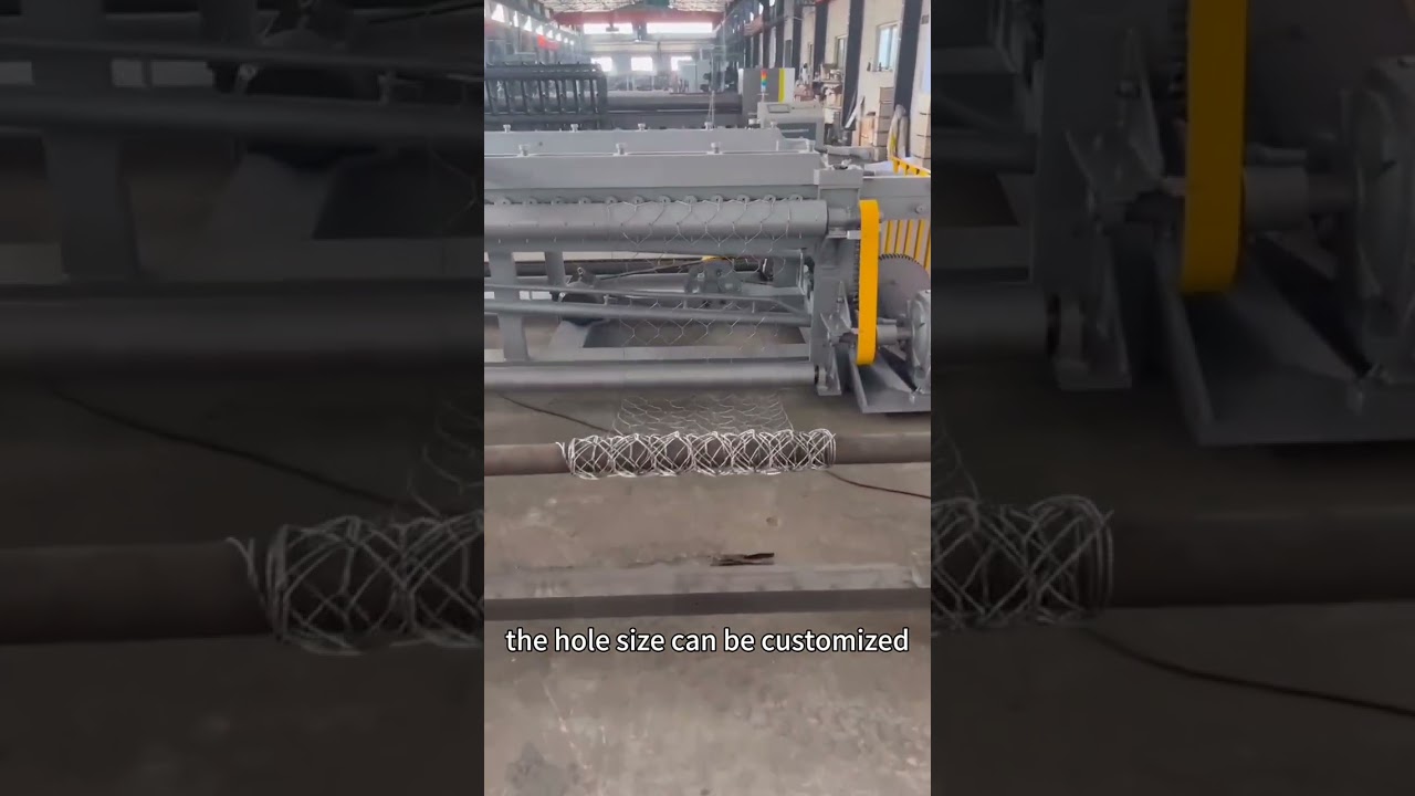 Hexagonal mesh machine  e diameter:1.0-2.8mm. Hole size :be customizedWdh :3m Poer:7.5kw Speed:150m2