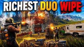 How a DUO Uses ROCKETS to Get INSANELY Loaded in World 2.0 - Rust Console Edition