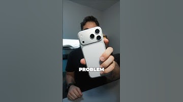 iPhone 17 Pro’s Flashlight Has a Problem #iphone17pro #apple #iphone17 #tech #applefail