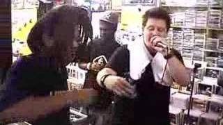 Def Jux Freestyle (Mr. Lif &amp; El-P) live @ Criminal Records