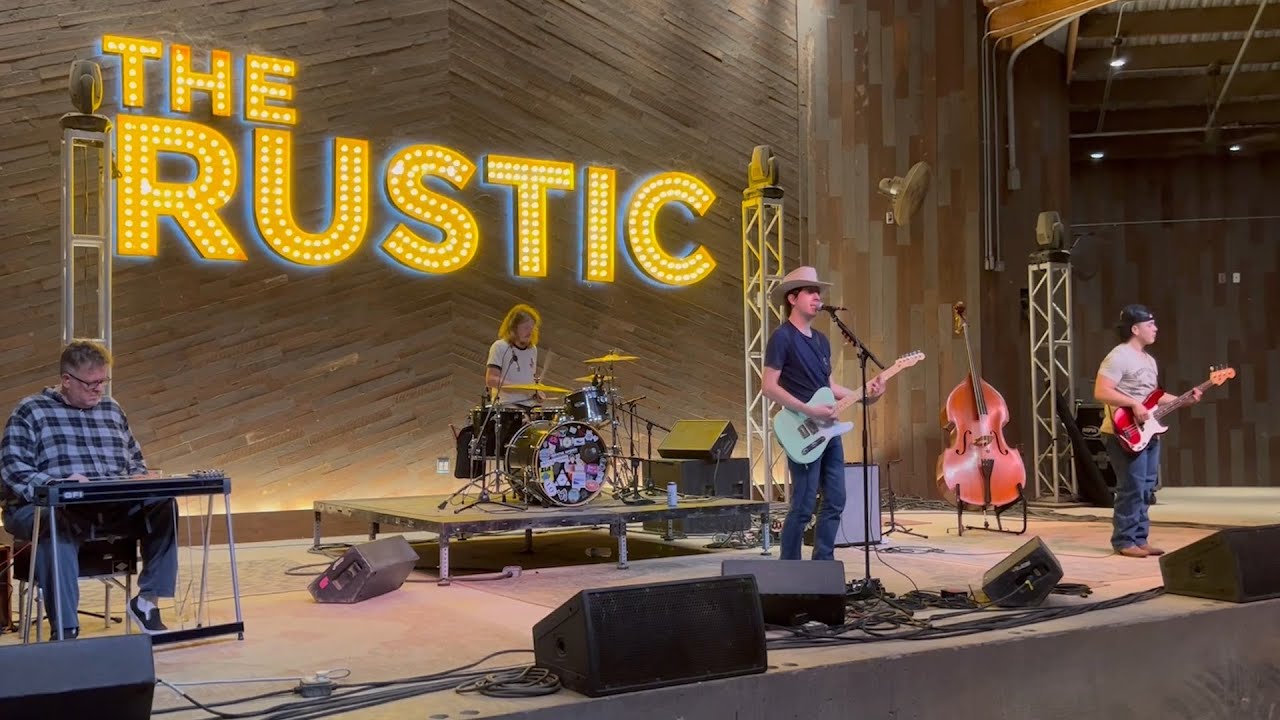 Oliver Penn "All I Hear Is Ringing (But I Ain't Picking Up The Phone