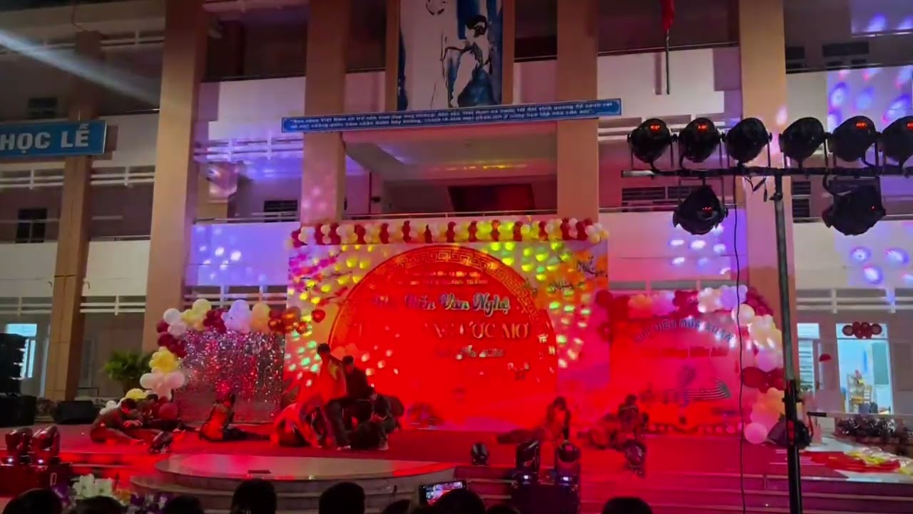 Văn nghệ lớp 9a4