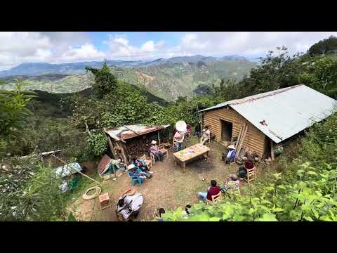 Que bonito es este lugar y más con estas canciones que se avienta la Banda fascinadora