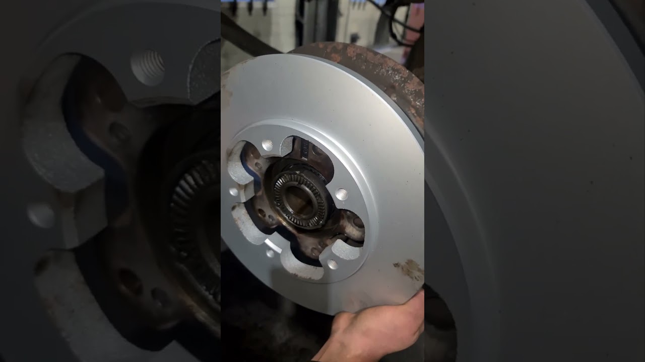 Ford Transit rear brake discs replacement