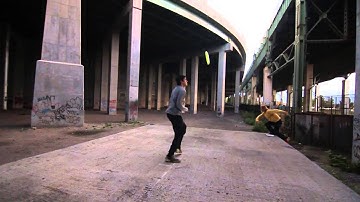 Frisbeepedia: Laerbs Kick to Spinning Laerbs Kick (Freestyle Disc How-to)