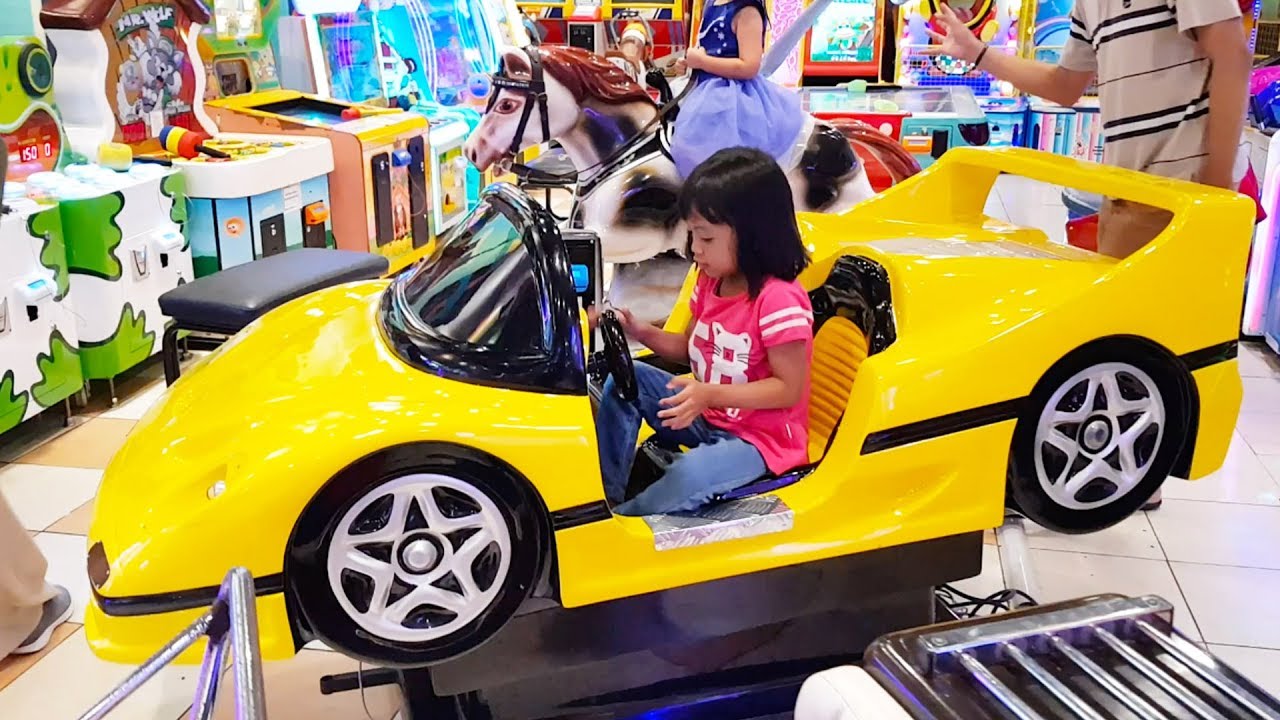 Lintang Akayla Naik Mobil  Mainan Di  Playground Anak  YouTube