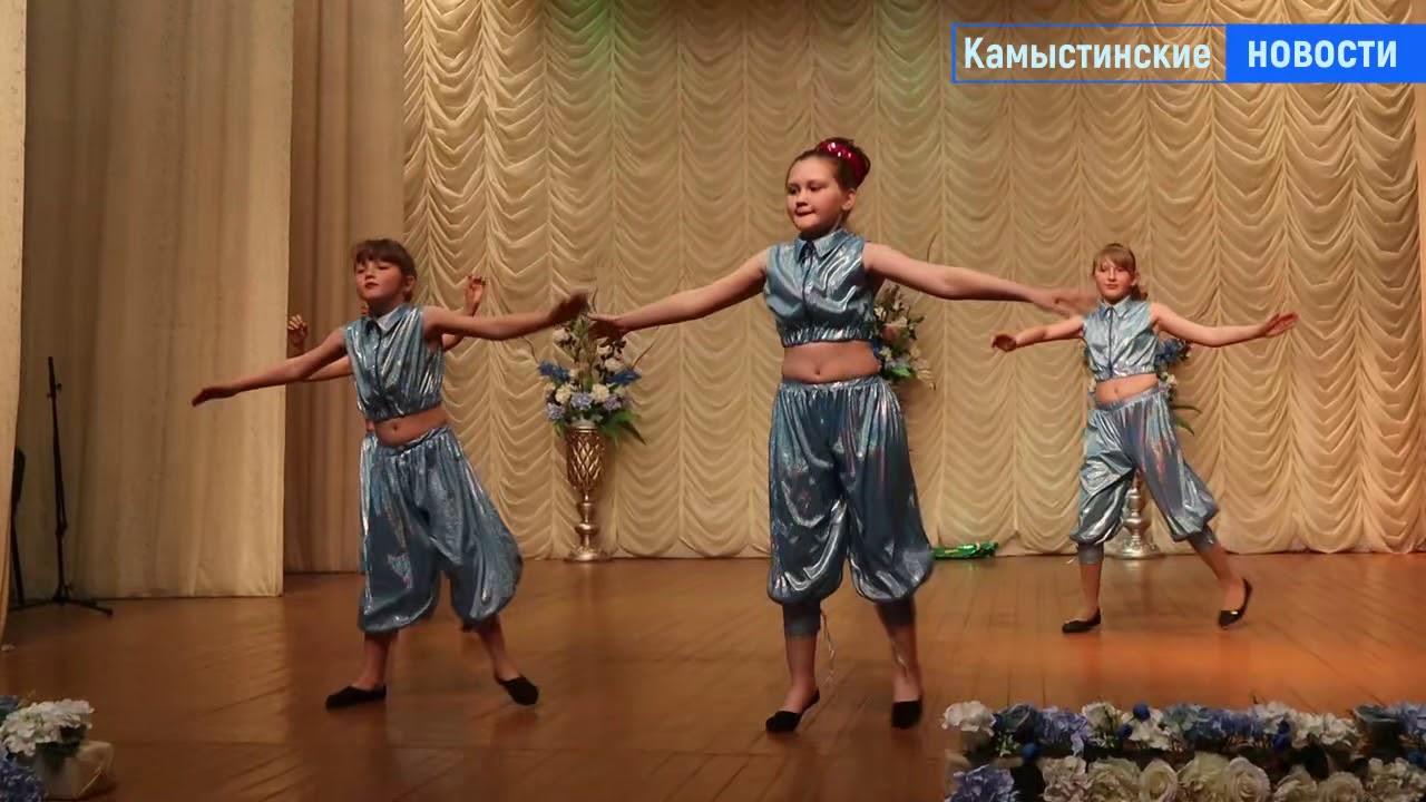 Канкан танец без панталон фото и видео