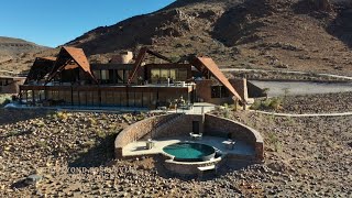 We stayed in Namibia’s only 7 star lodge| And Beyond Sossusvlei Desert Lodge| Hiking up Big Daddy|