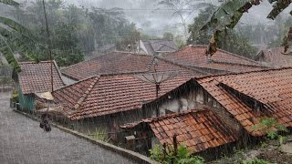 Hujan Lebat dan Guntur Kuat Kehidupan Desa di Indonesia | Berjalan di Kehidupan Pedesaan yang Indah dan Sejuk