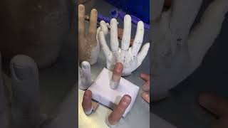 Мы изготавливаем косметические протезы пальцев вручную.📍 Мастерская в Минске