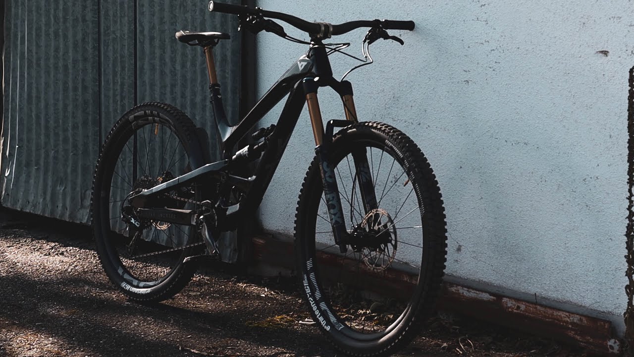 capra cf pro race | Filmly | 4K UHD