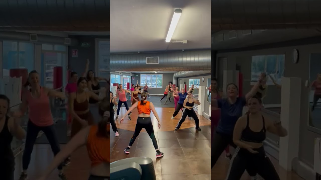 Corso Zumba... palestra lake fitness Lovere by Simon e Anna