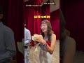 【好吃又好看】畢業送班導「美味花束」 老師妙回：晚上吃｜畢業典禮｜導師｜送花