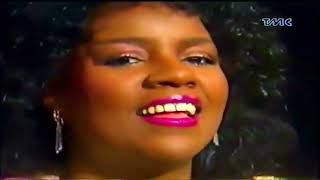 Gloria Gaynor  - Can&#39;t take my eyes off of you