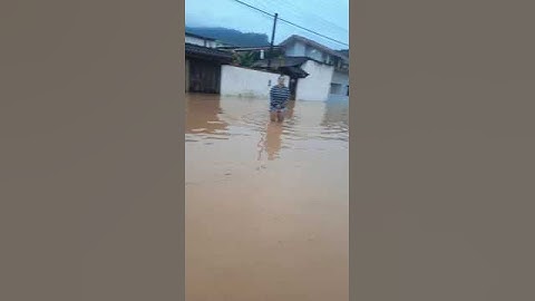 GALERIA – Fotos e vídeos mostram estragos causados pelas fortes chuvas no Limeira