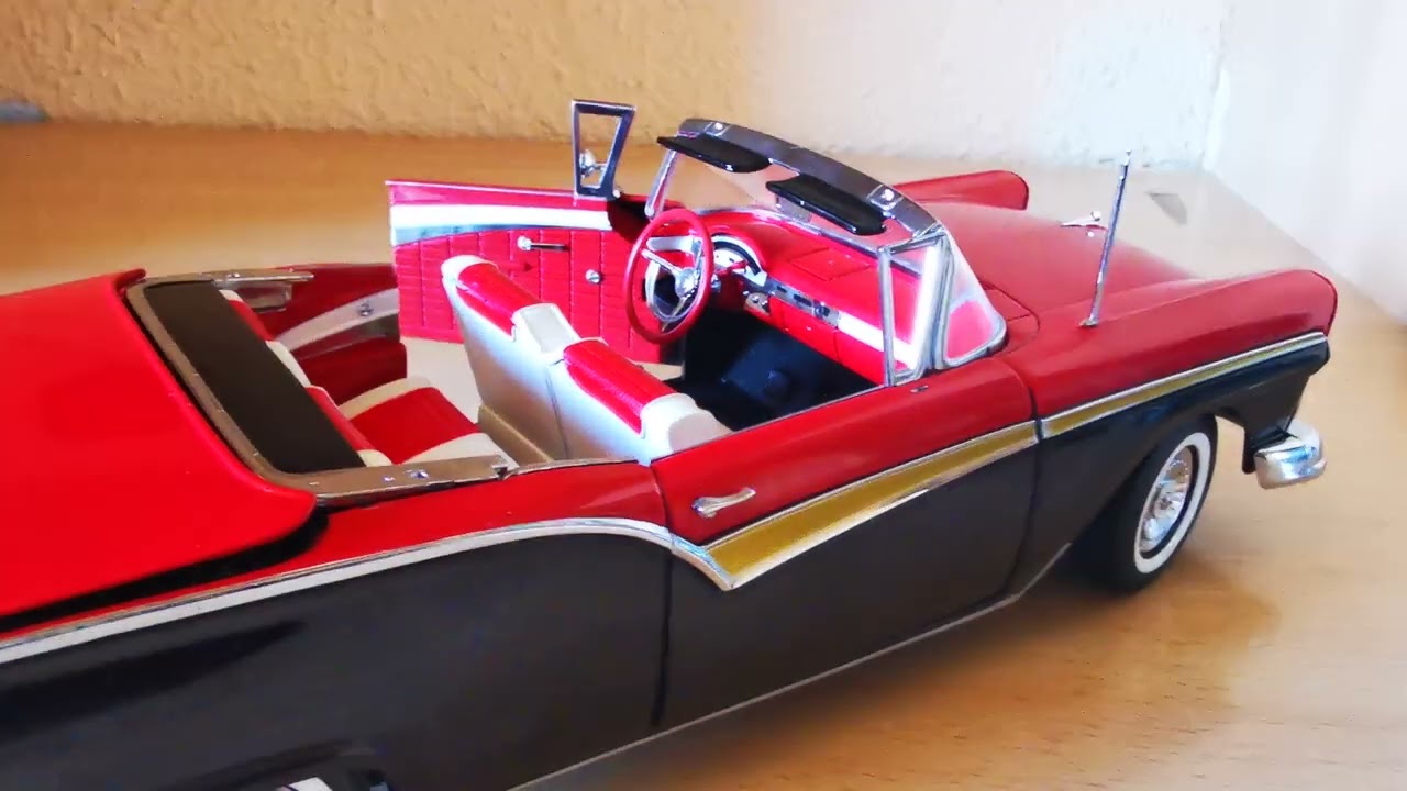 1956フォードサンライナー　コンバーチブル 1/18 ERTL アーテル 1956フォードサンライナー コンバーチブル 1/18 ERTL アーテル