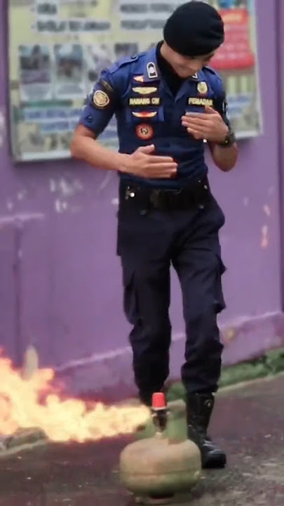 kalau sobat damkar mengalami seperti ini jangan panik dulu ya!! tinggal cabut regulator atau ditutup
