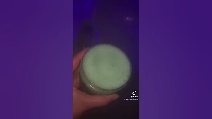 Showertok💕#selfcareroutine #shorts #showertok #treehut #showerroutine #skincare #trulybeauty