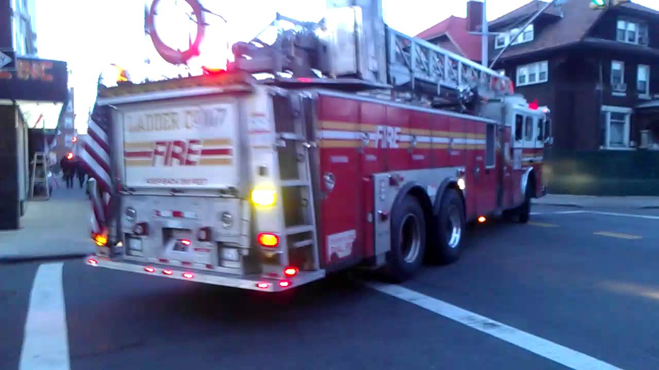 FDNY ladder 167 spare taking up after a odor of gas - YouTube