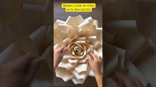 Increíble rosa de papel de 55cm: Descubre el secreto detrás de su belleza #floresdepapel #diy