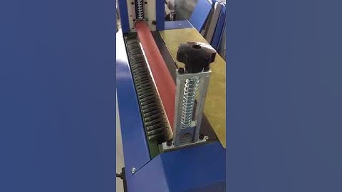 Roller glue machine, stick machine #gluingmachine #machine #factoryproducts #factory