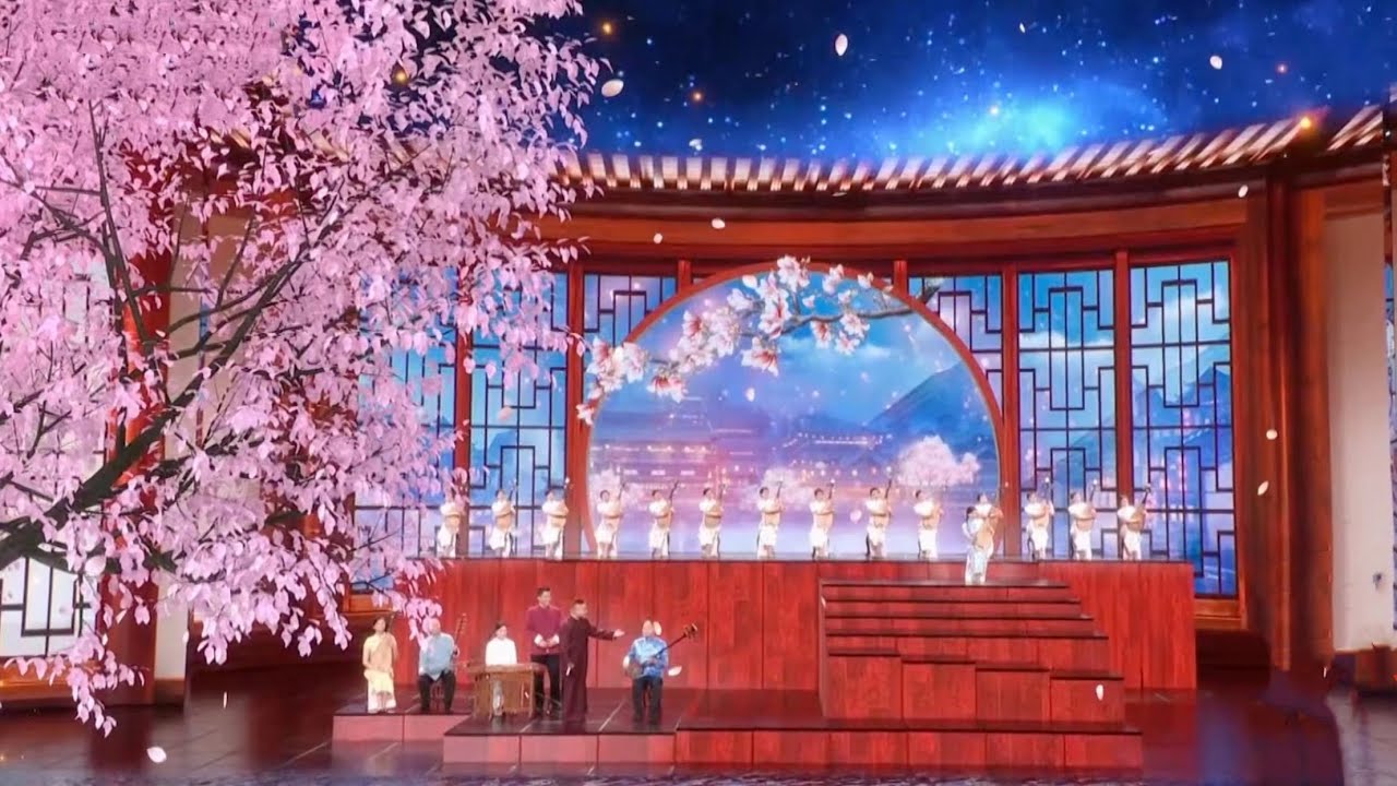 2023 Lantern Festival Gala A night with blooming flowers and a full