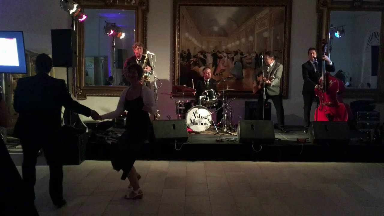 2016-09-24h Kidz of Oz Ball Longuevue The Aston Martinis