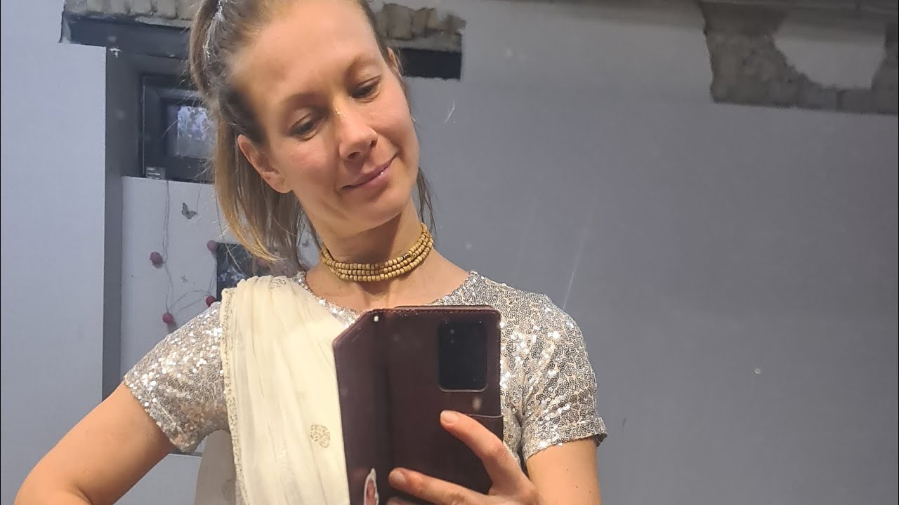 Индийский вайшнавский танец | Учим движения танца Chant and Be Happy 