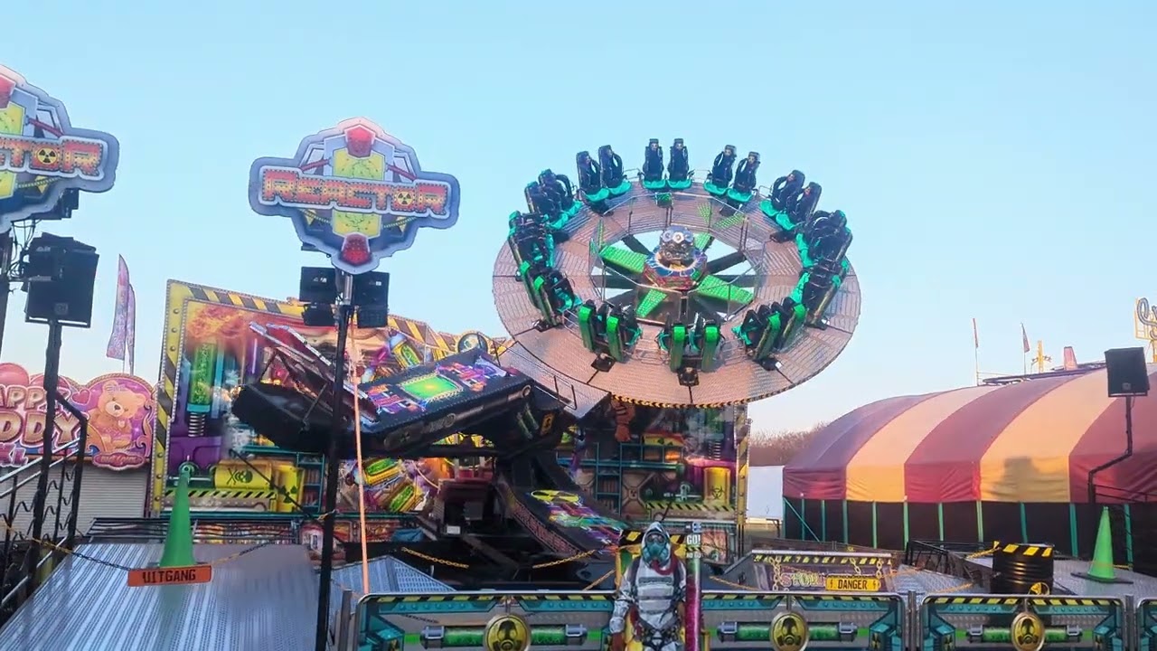 Opbouw koningin s  kermis Malieveld Den Haag Met test rondje reactor