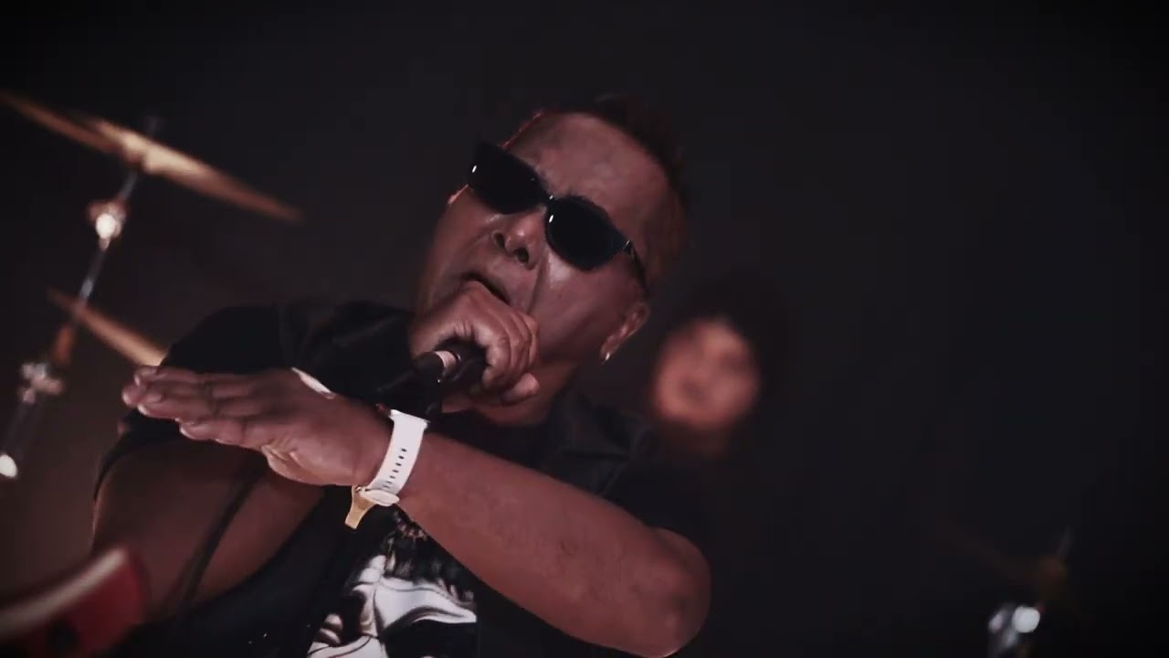 Lawang Pitu Feat Eet Sjahranie- Penghianat