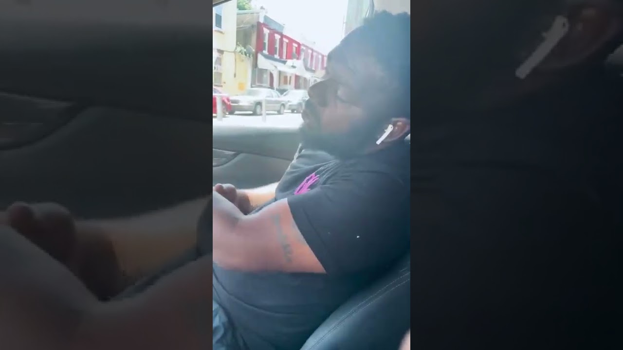 Lik Moss Spits a Crazy New Freestyle Live From The Streets of Philadelphia 🔥🔥🔥