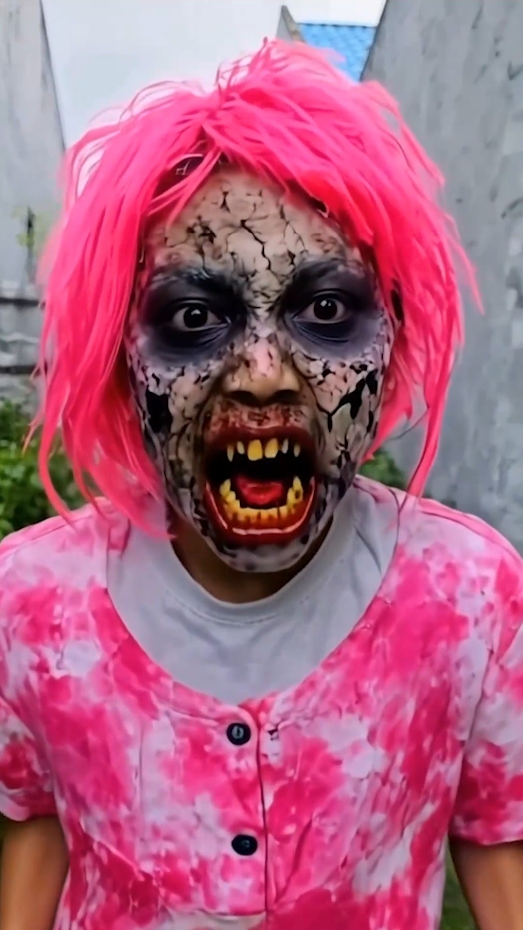 Mom becomes a zombie