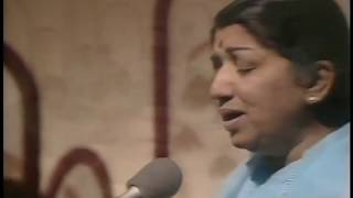 Lata Live Performance   Ehsaan Tera Hoga Mujh par {Force}