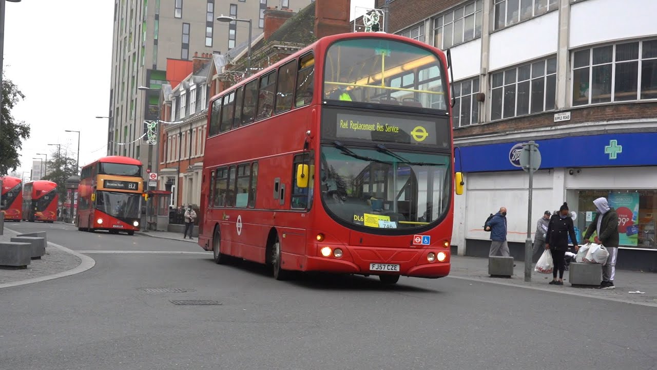 buses-on-rail-replacement-work-in-barking-on-28th-nov-2020-youtube