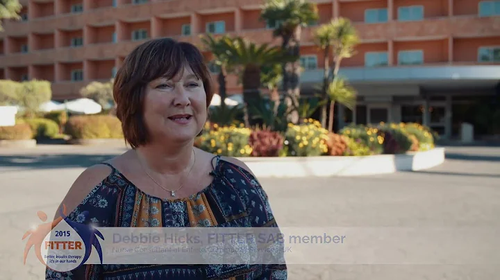 FITTER interview Mrs  Debbie Hicks en Original