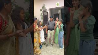 Shrishtu Ke Kanjus Mama Mami Aaye