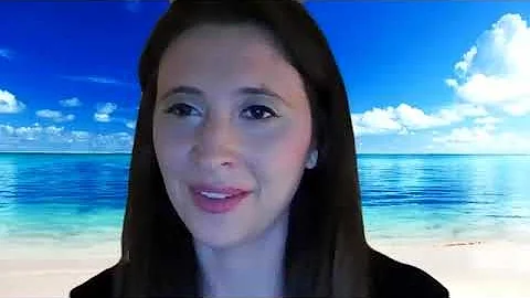 10 Minutes with Laura Holewa