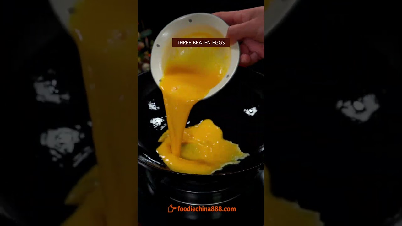 ПРОСТОЙ РЕЦЕПТ ЖАРЕНОГО ЛУКА С ЯЙЦАМИ 