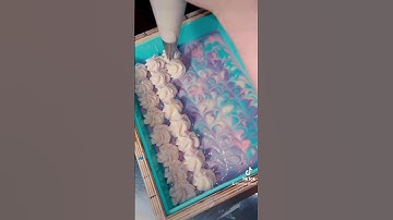 First Soap Slab WITH FROSTING! #dessertsoap #pastelsoap #soapmaking #soapmakingprocess #cpsoap #soap