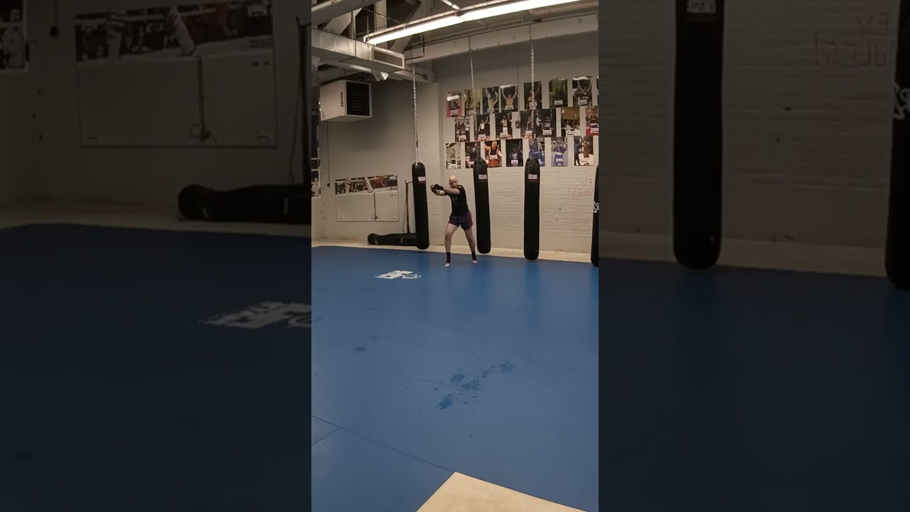 4X4 #muaythai drill for hardcore Clinch