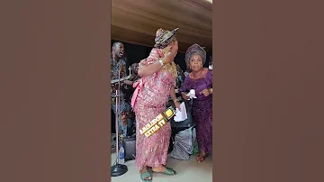 Ageless Waka Queen Salawa Abeni Shocks Guests With Energetic Dance Steps Abenisalawa Wakaqueen 