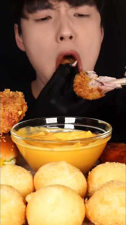 Extremely Crunchy Fried Chicken Eating Sound 🍗
