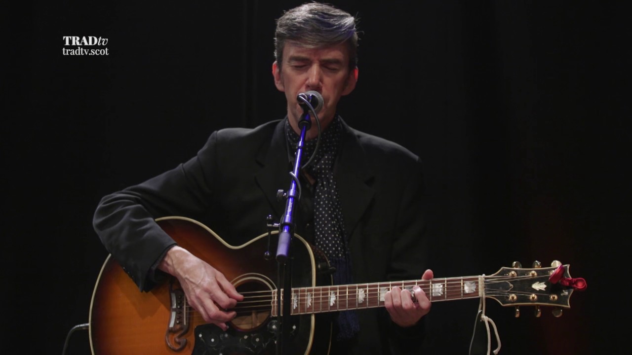 James Grant performs Walk The Last Mile live at Stirling Tolbooth (The Visit 2017)